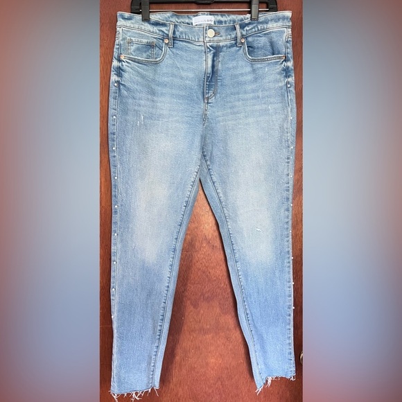 Loft Women’s Size 12 Modern Skinny Side Pearl Frayed Bottom Jeans - Picture 1 of 6